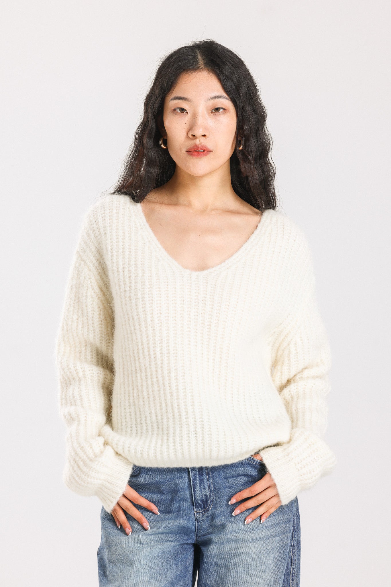 Immy V-neck Basic Alpaca wool Knit Jumper - White