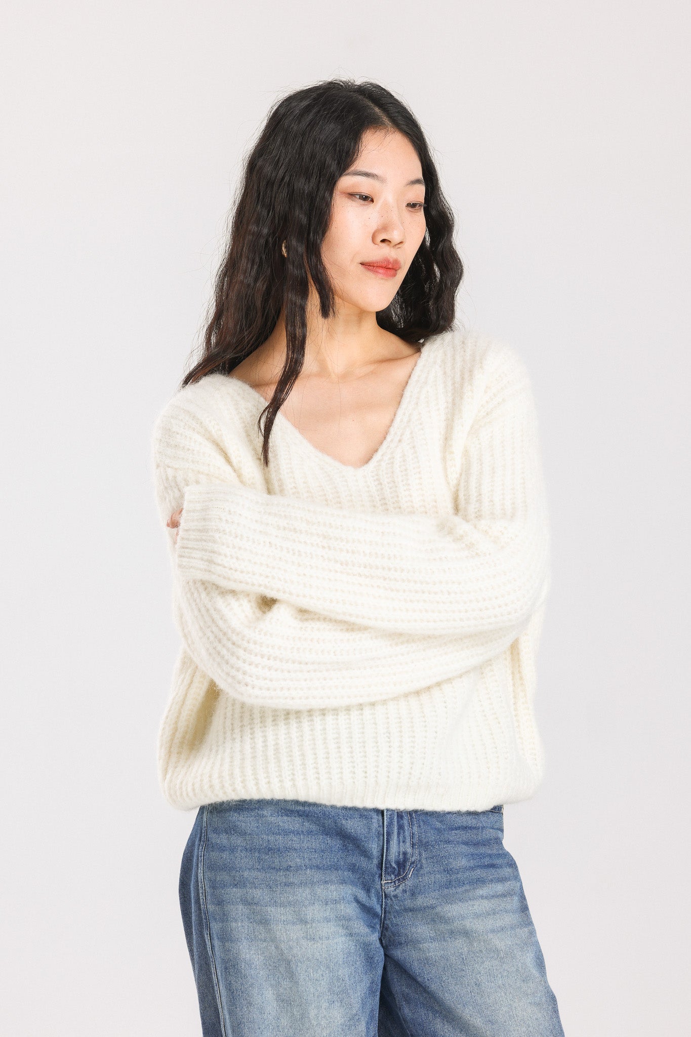 Immy V-neck Basic Alpaca wool Knit Jumper - White