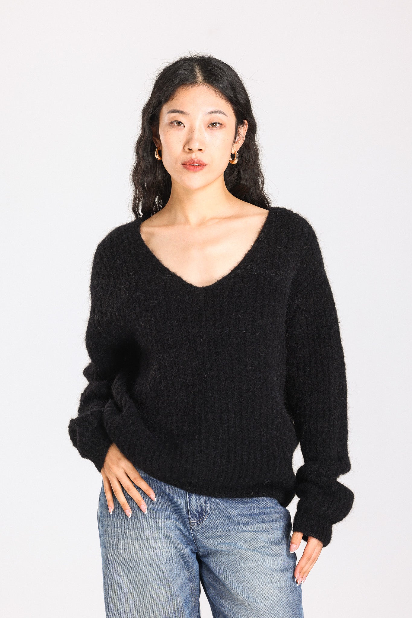 Immy V-neck Basic Alpaca wool Knit Jumper - Black