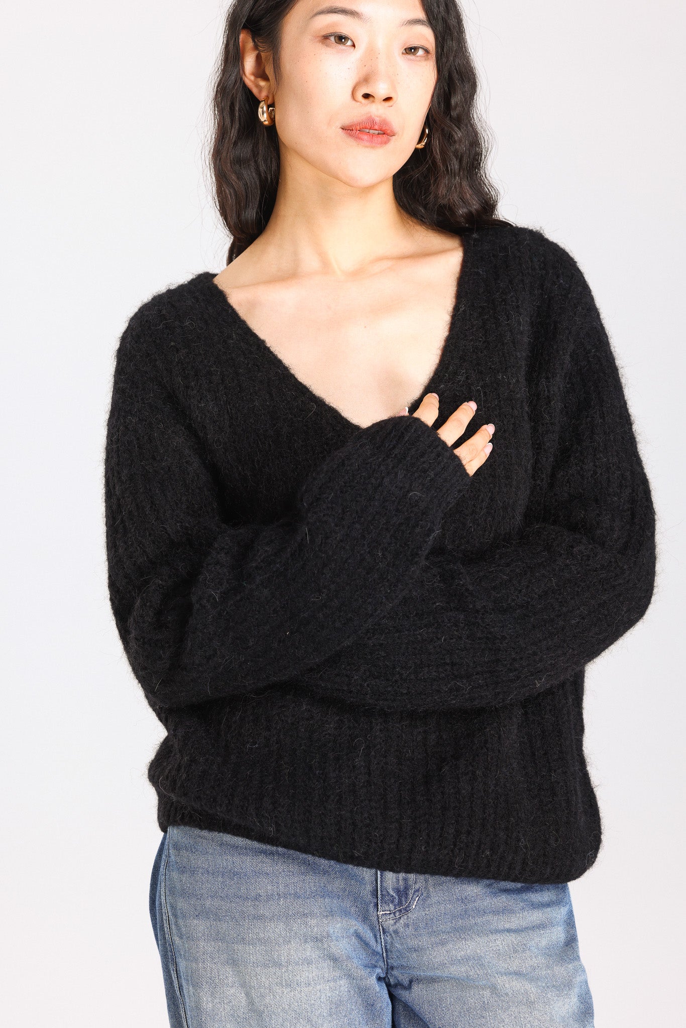 Immy V-neck Basic Alpaca wool Knit Jumper - Black