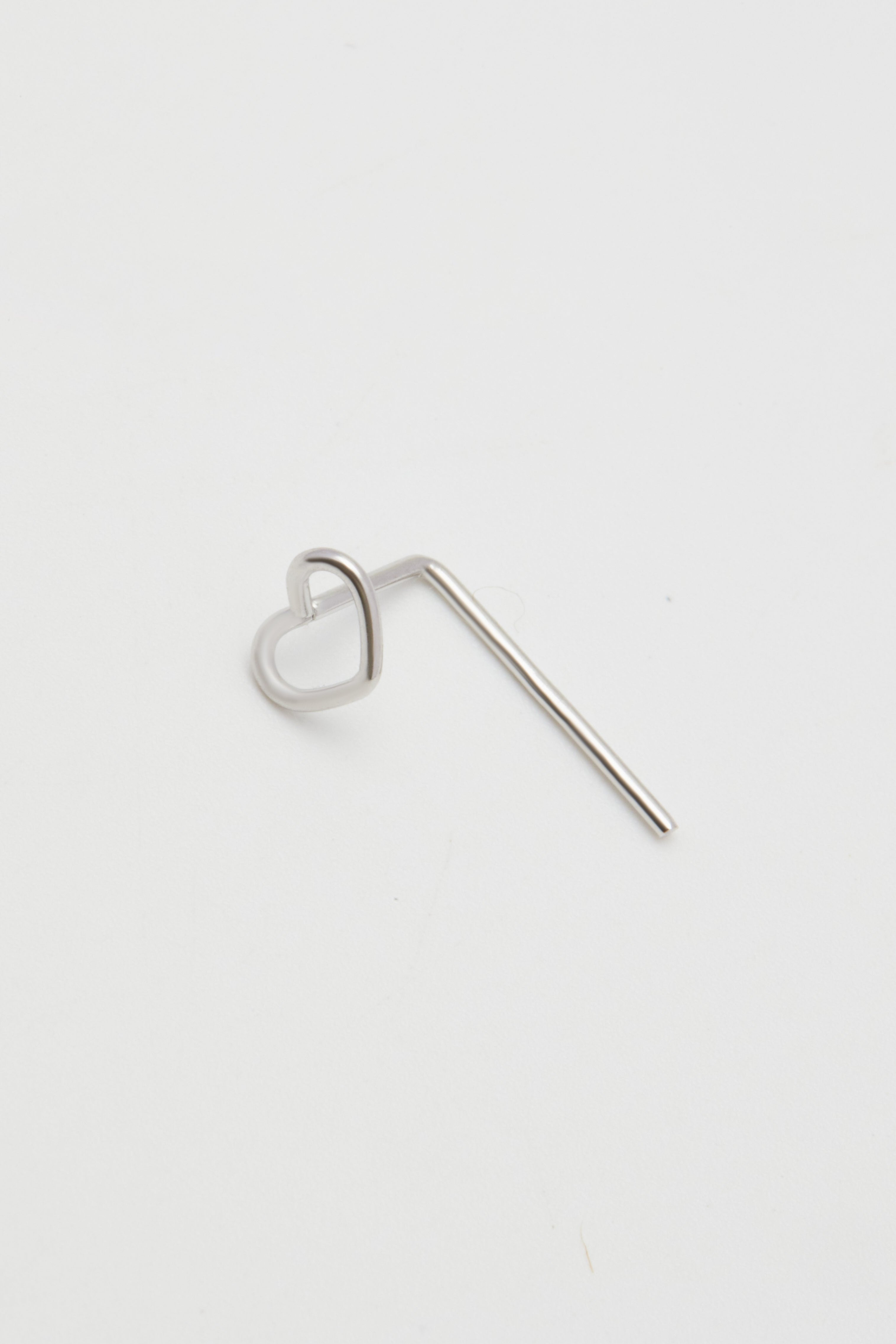 Sterling-Small wire heart stud earrings