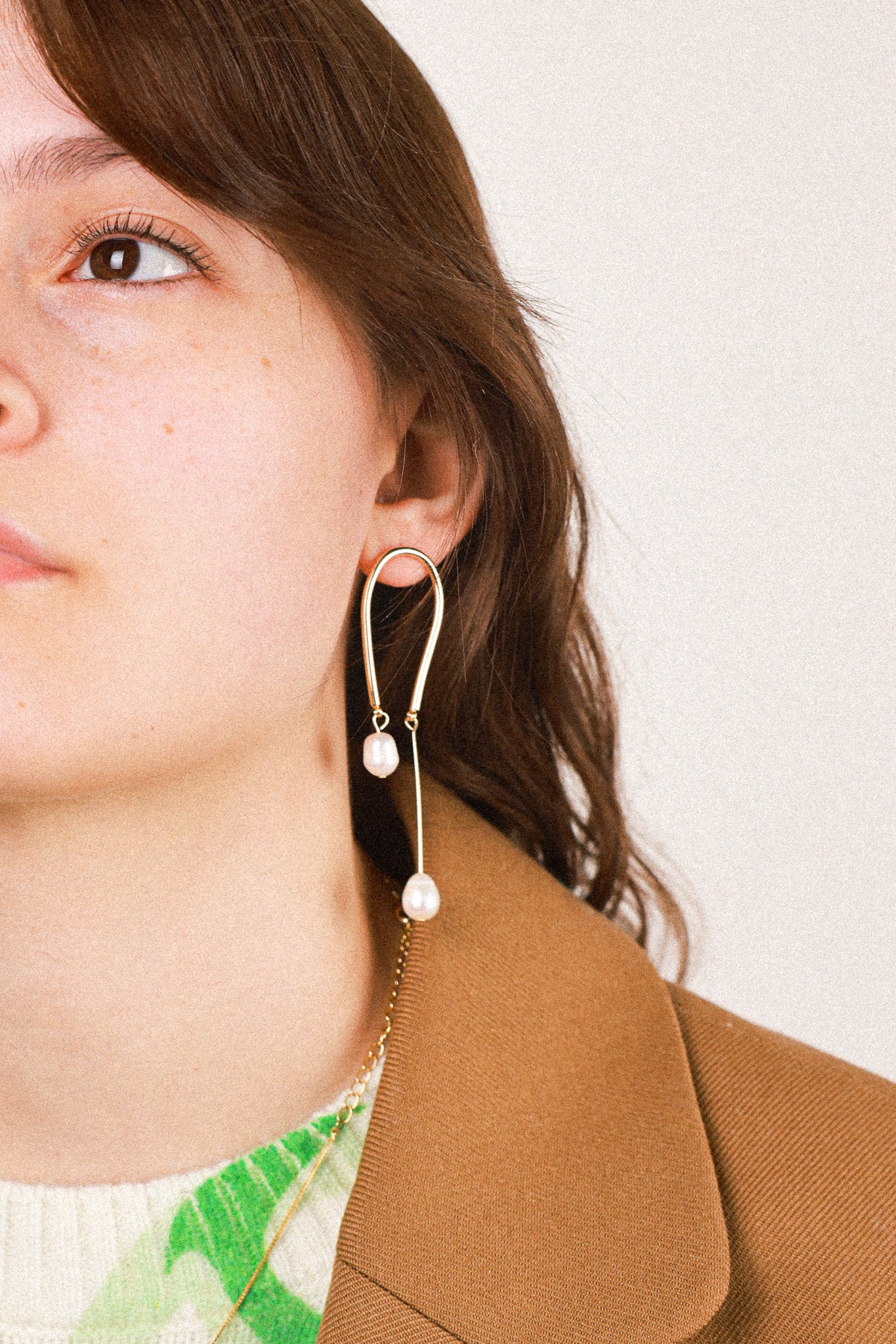 Una Pearl long drop Earrings