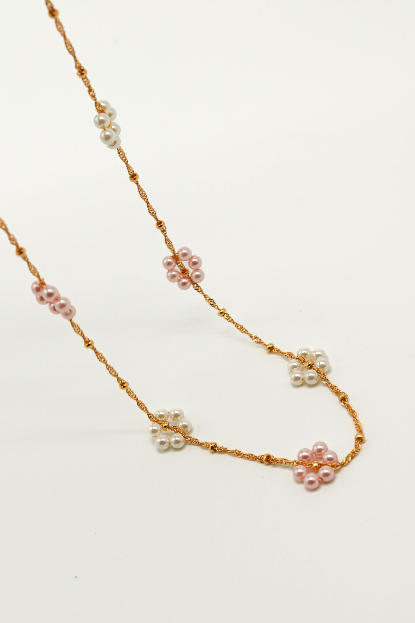 Floral Pearl Necklace - Gold