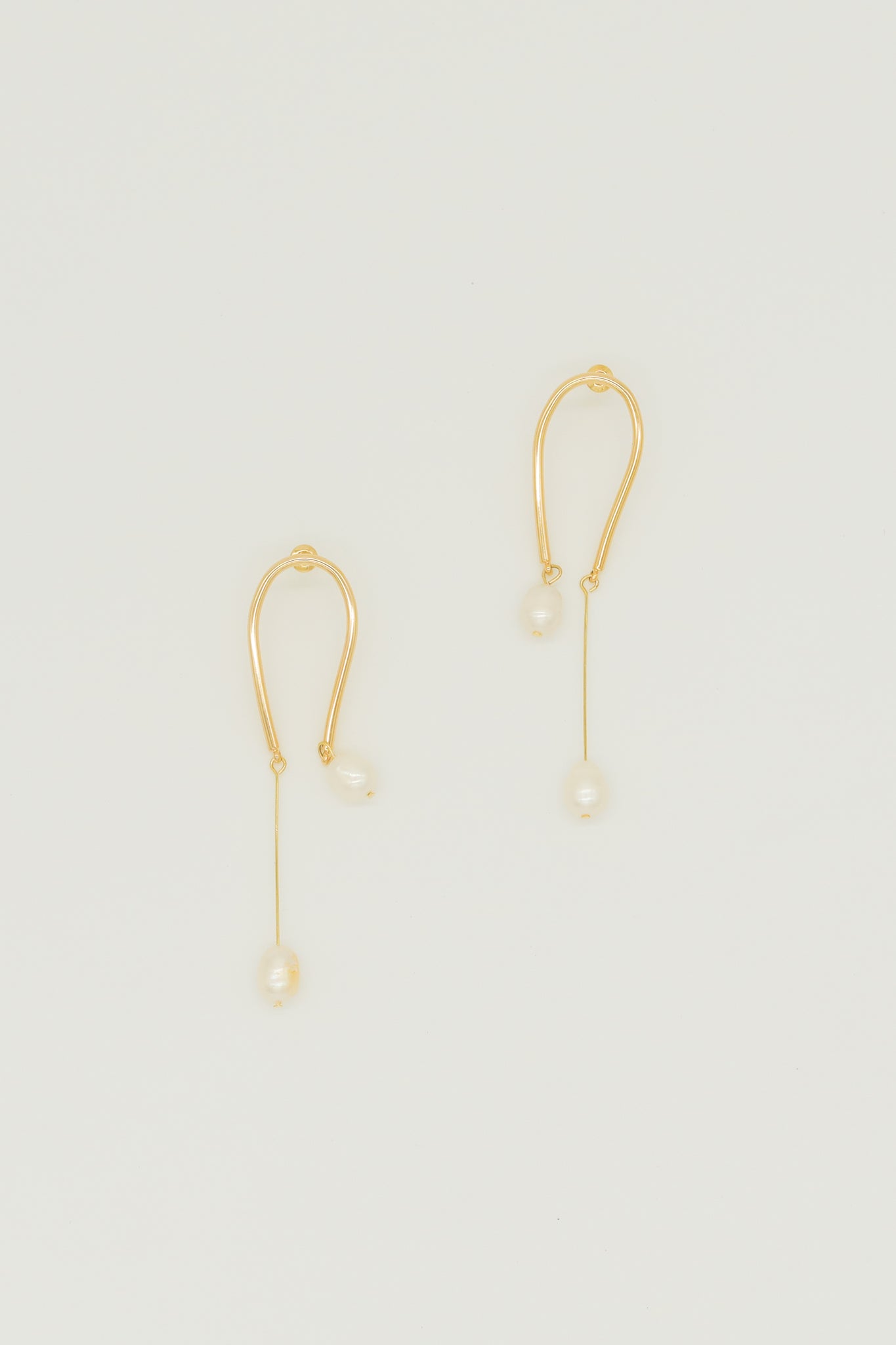 Una Pearl long drop Earrings