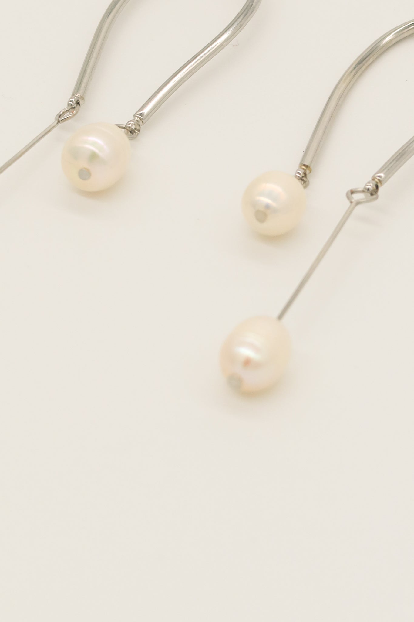 Una Pearl long drop Earrings