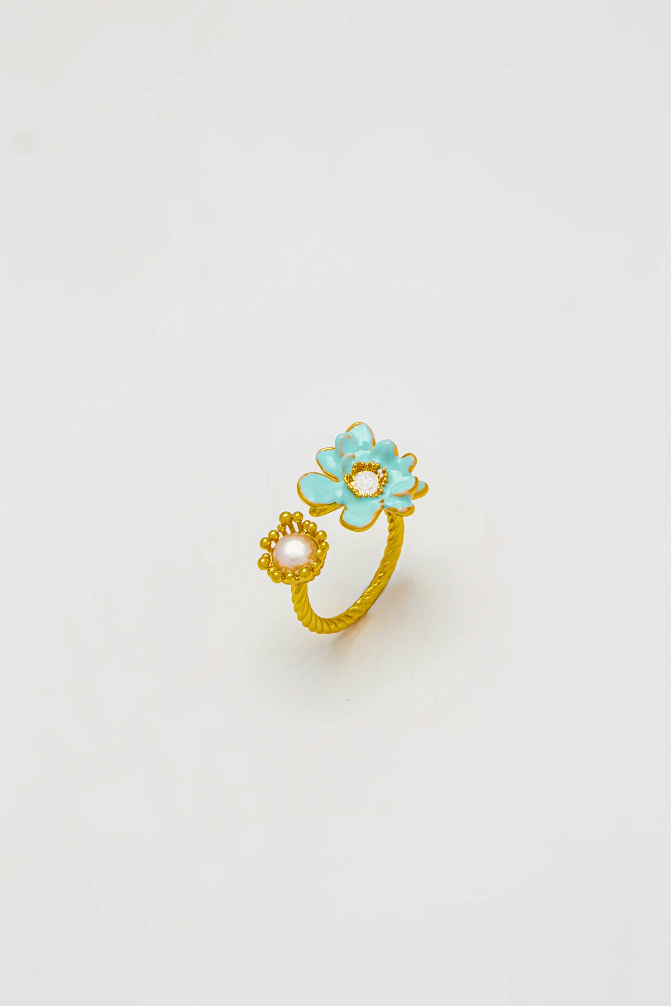 Sarah Blue Flower Gold Ring