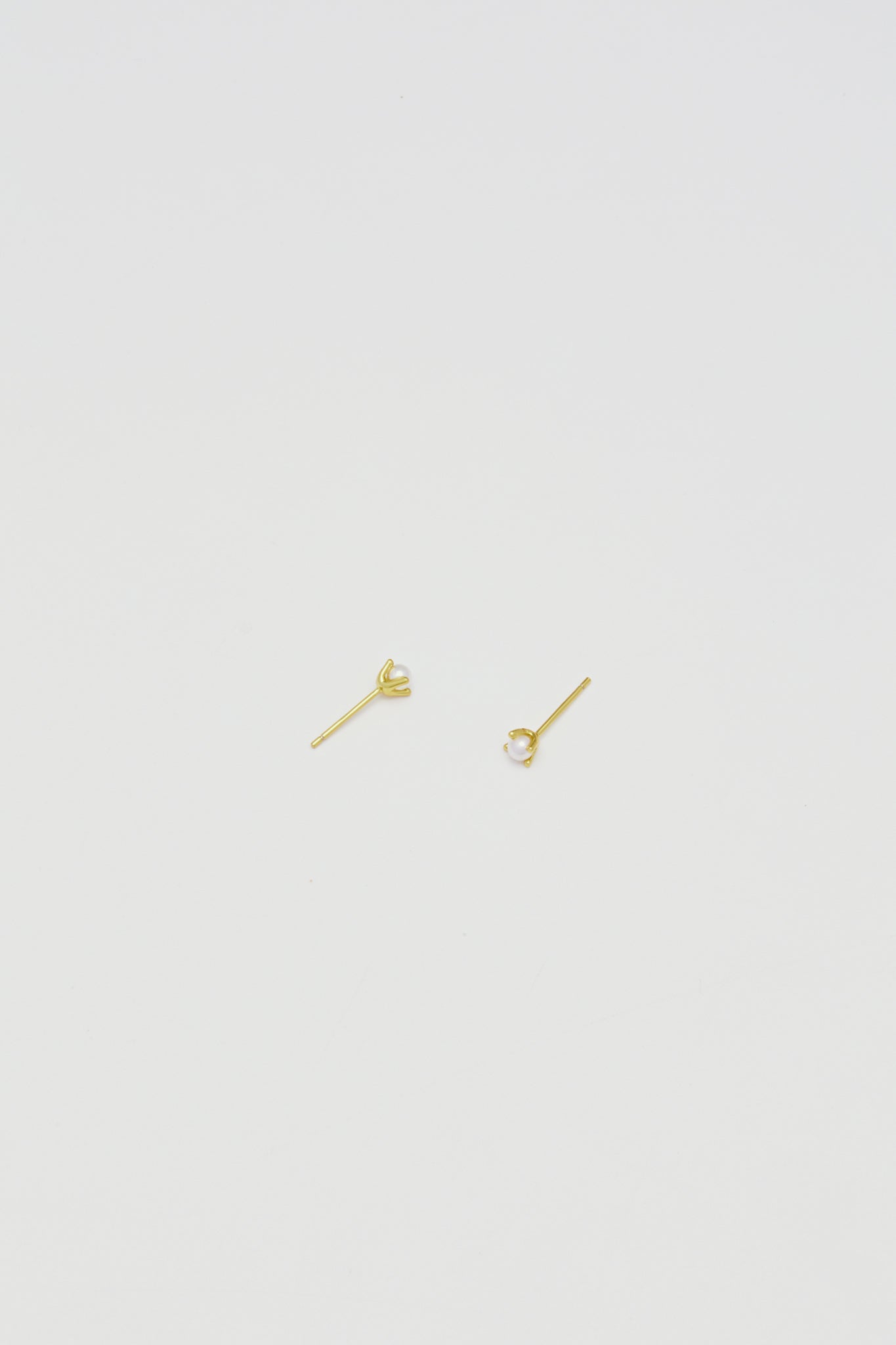 Sterling-Small Pearl earrings