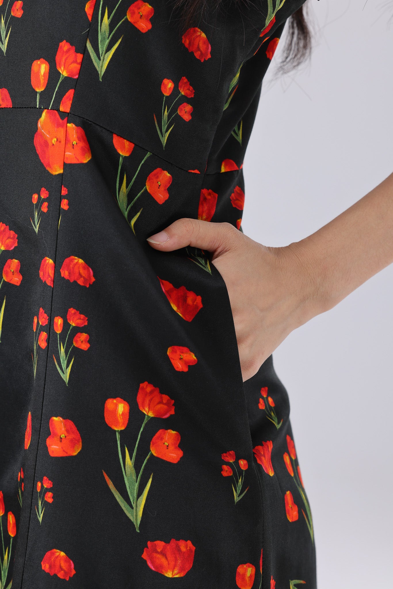 Ivy Dress - Small Turlip