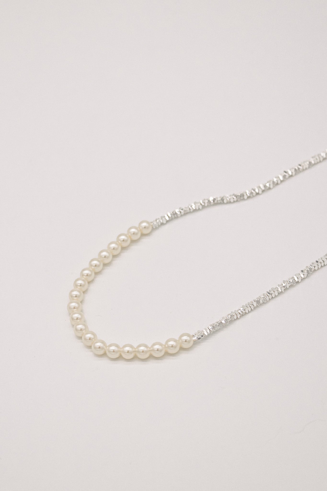 Serena Pearl at Middle Silver Necklace