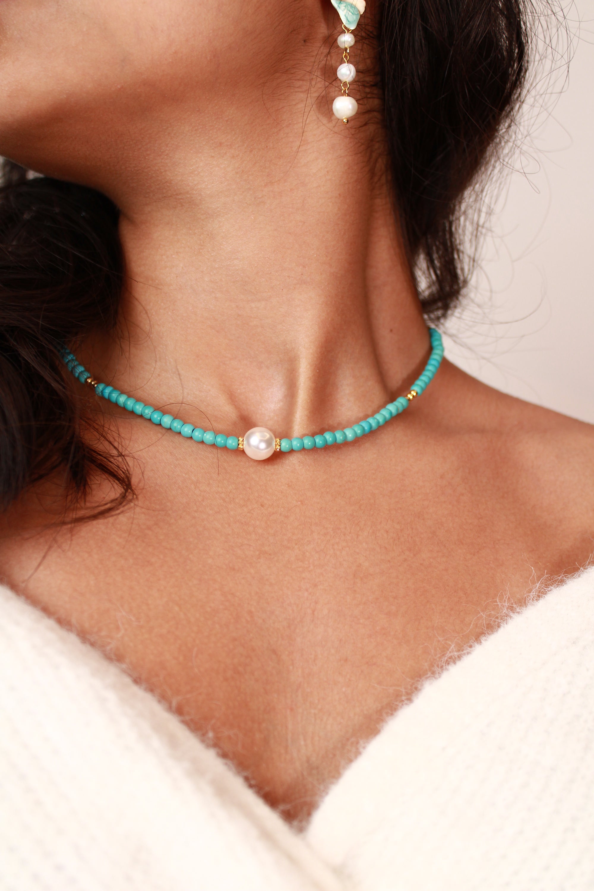Chalchite and Pearl  Necklace - Round