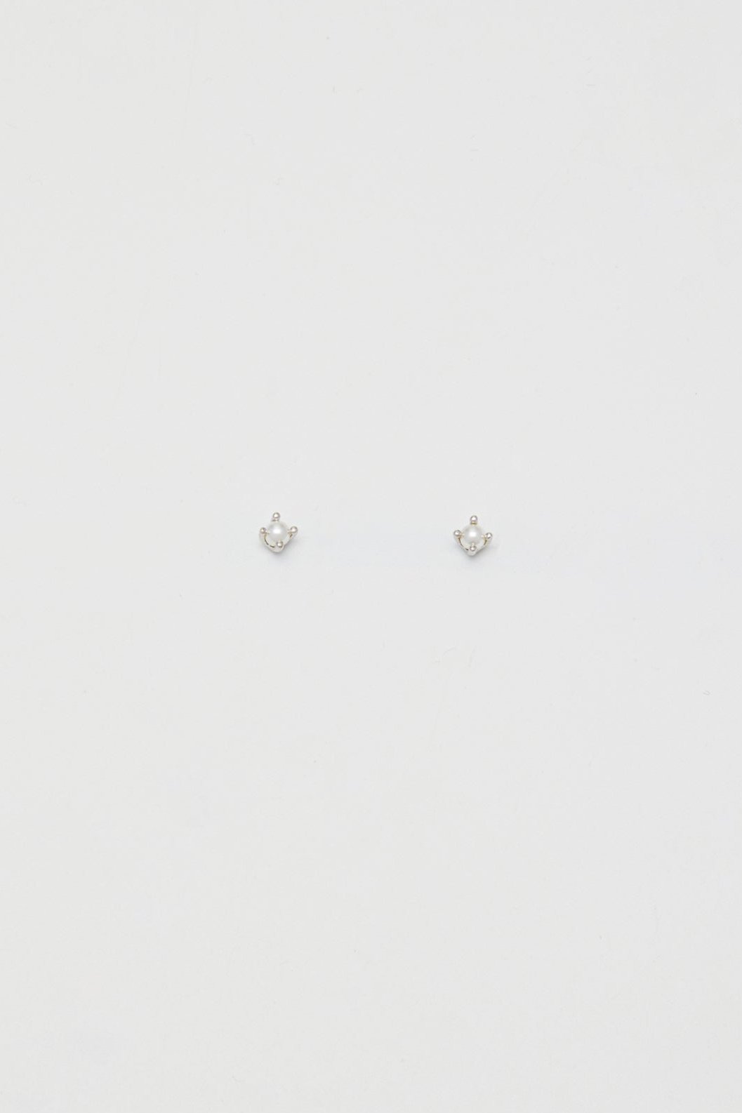 Sterling-Small Pearl earrings