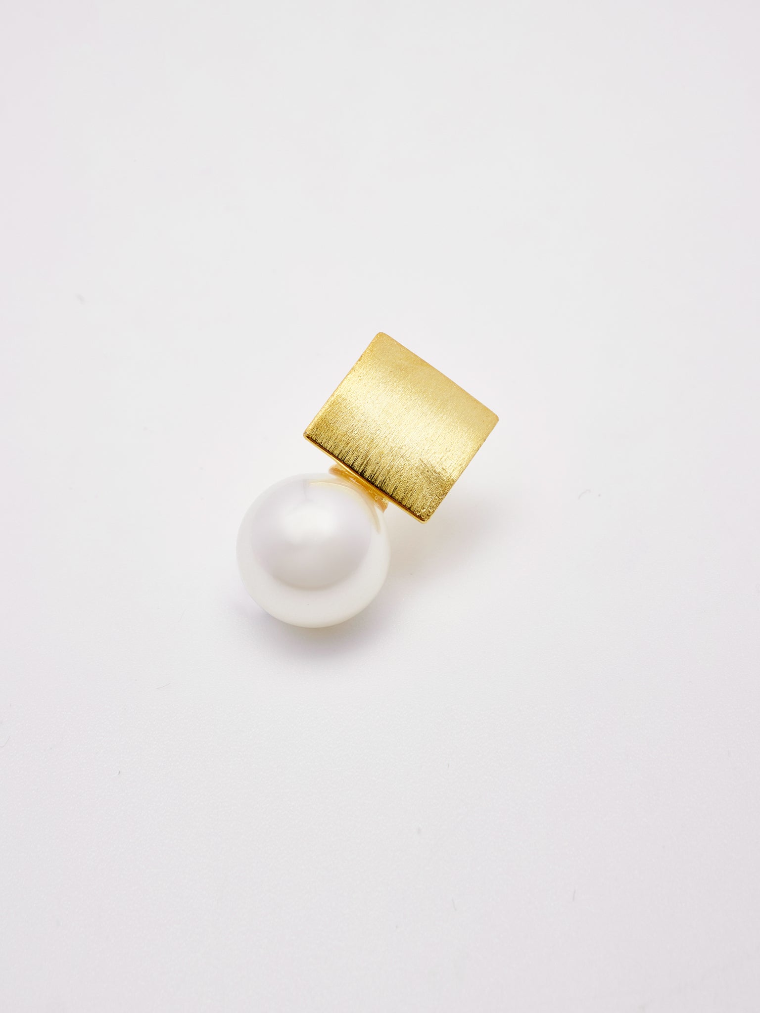 Sterling - Square Big Pearl Earrings